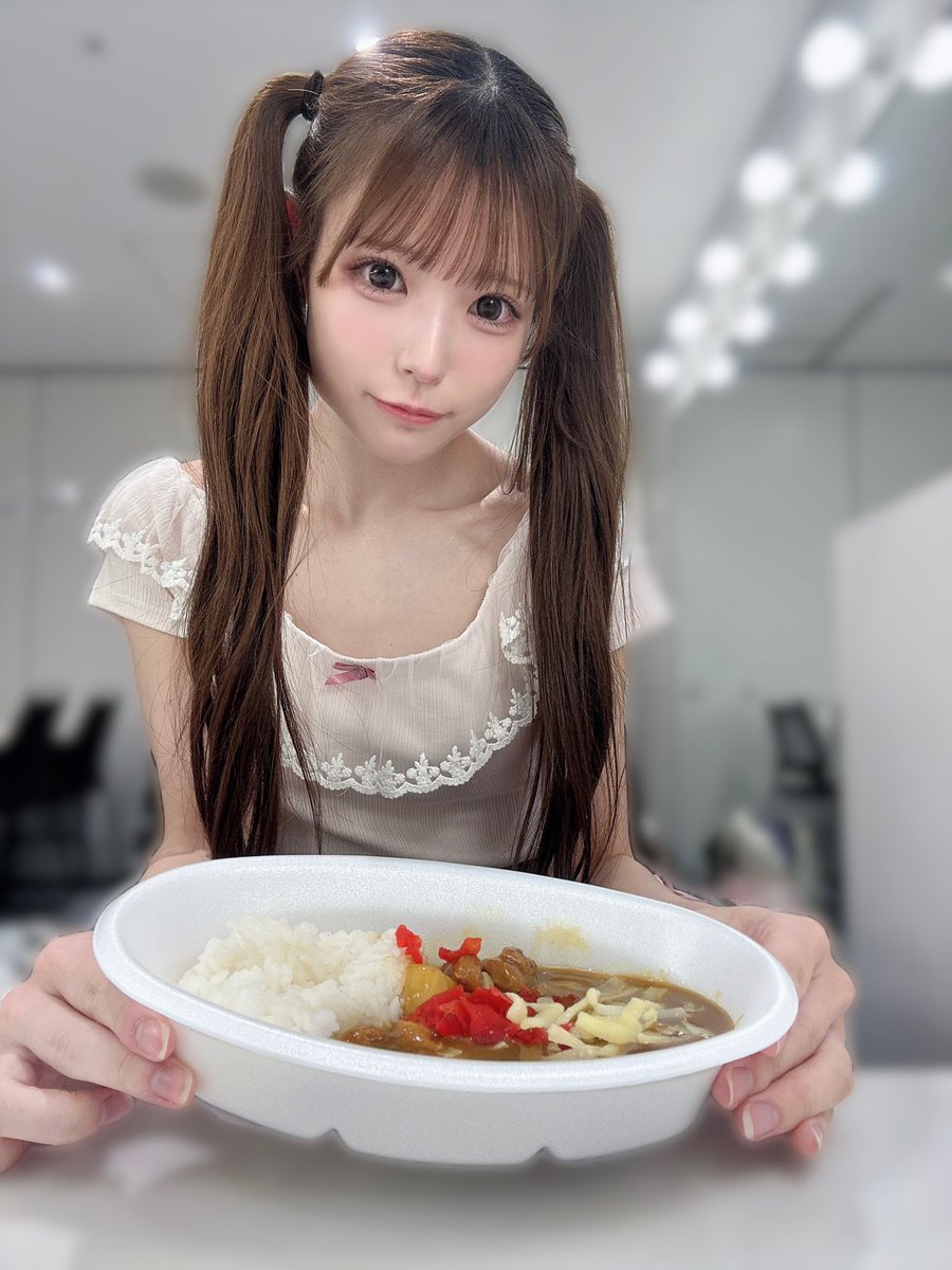 おはぽよ♡

アイ甲カレーいただきましたっ🍛🥰

#よーよーよー #アイドル甲子園 #アイ甲カレー