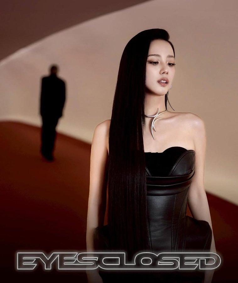 #JISOO looks gorgeous in latest pic on IG, announcing new collab, 'Eyes Closed': “a duet is near”💪💃🏻📸✨💫🌟🆕🎶🕺🏻👑🔥🖤

#EYESCLOSEDComingSoon 
#EYESCLOSEDbyJISOO 

<a href="/officialBLISSOO/">BLISSOO</a>