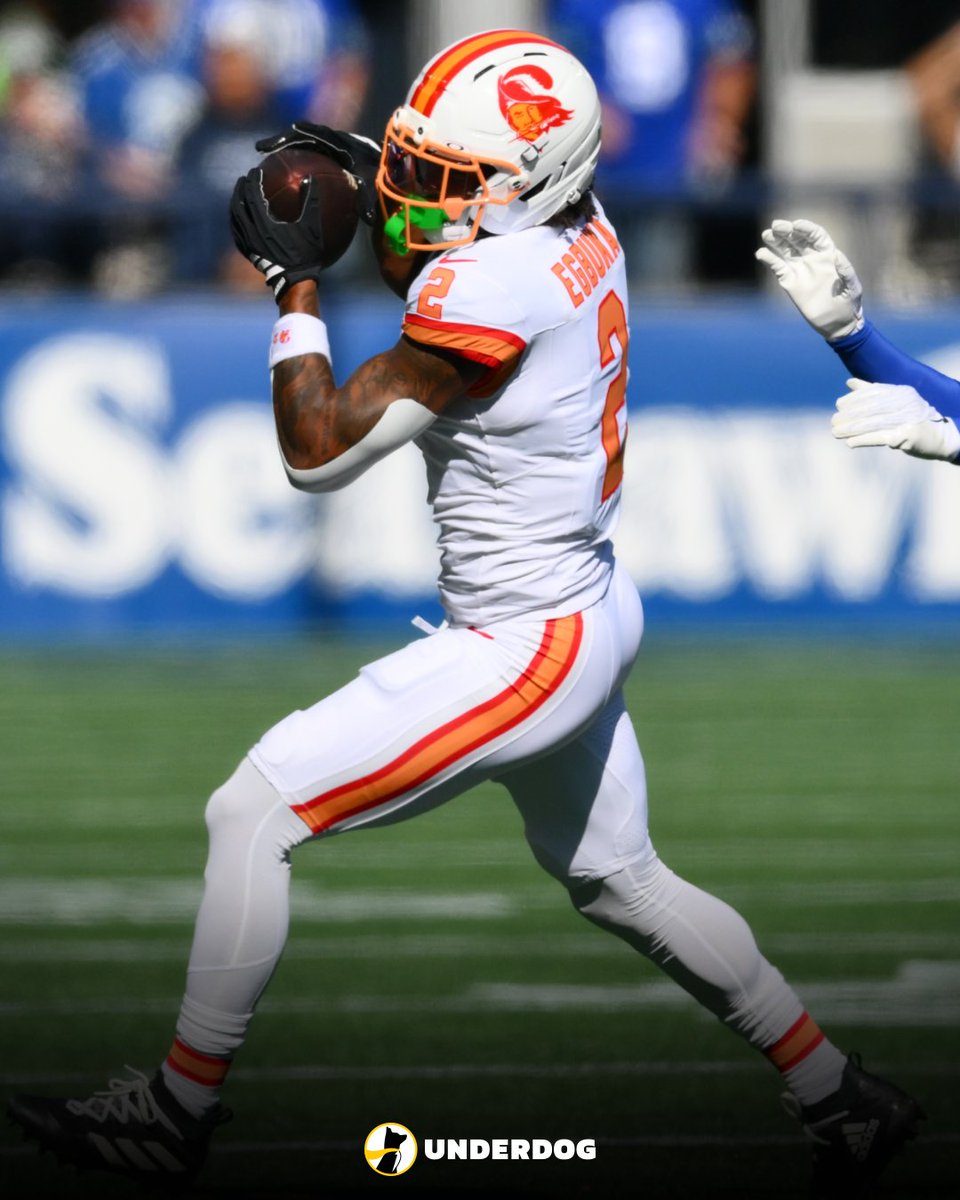 UnderdogNFL's tweet photo. The only player with 25+ receptions, 400+ receiving yards, 5+ receiving TDs in first 5 career games:

Emeka Egbuka. https://t.co/bpTIsnVq1Q