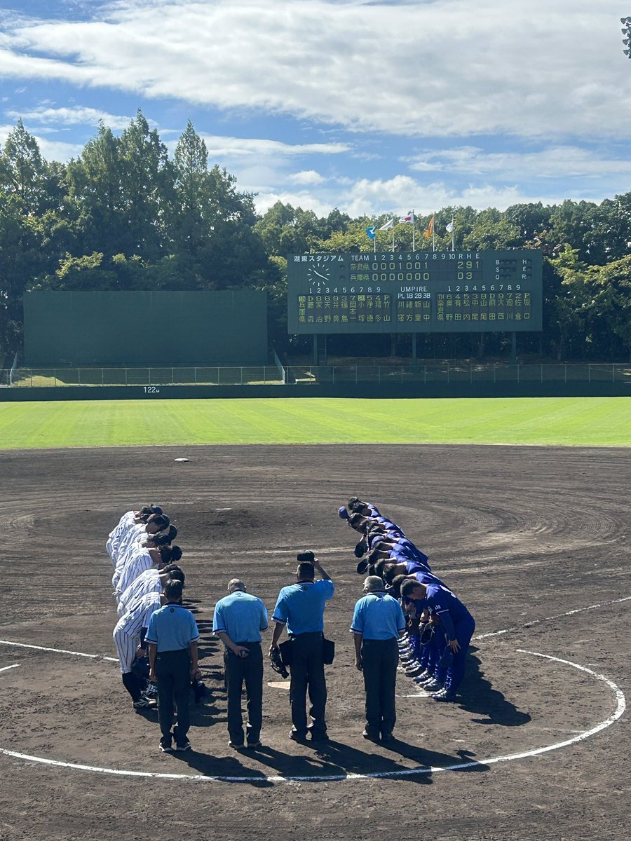 89baka_88's tweet photo. 国スポ滋賀⚾️観戦録
10/6(月) 大会３日目
滋賀県東近江市ひばり公園湖東ｽﾀｼﾞｱﾑ

◆第１試合
佐藤薬品(奈良)
🆚
グローリー(兵庫)

２ー０で佐藤薬品の勝利✨

第３試合の5位6位決定戦へ進む！

自分の目と耳で確かめる！
見て感じて考える！

#社会人軟式野球
#軟式野球
#国スポ滋賀
#国スポ https://t.co/FI0t6LCSht