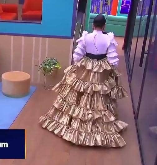 valentina tweet media