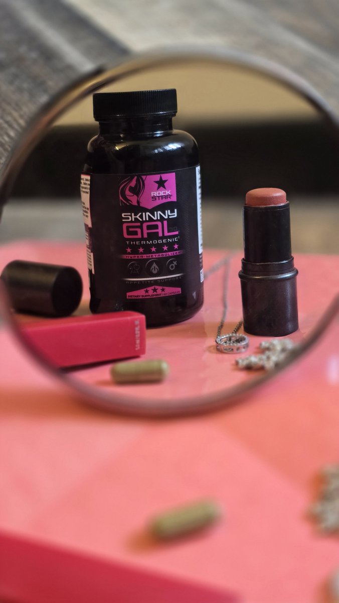 Had fun creating this product image for a brand! What do y'all think?!
#ugc #UGCcreator #ugccommunity