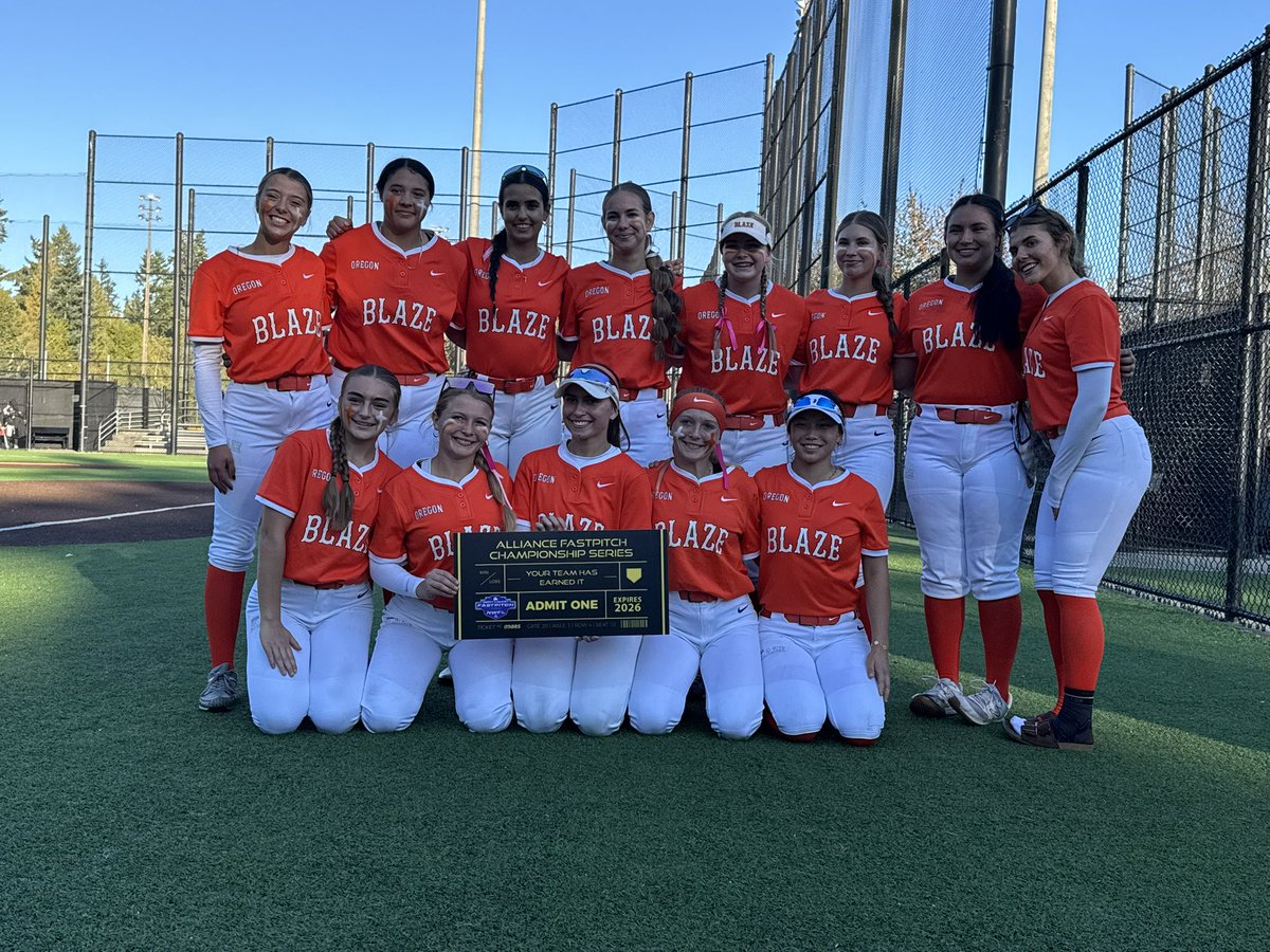 khloeLong_2027's tweet photo. My team went 3-0 for the weekend at the Alliance Nationals Qualifier and earned our ticket to Indiana! So proud of my teammates! I hit a grand slam to help secure an 8-0 win for the last game of the day! 💪🏼 💣

@OregonBlaze @stef_ewing @UMcoachmegan @MontanaGrizSB @BrieGalicinao  @Drew_Rich1221 @KarleeJohns0n  @IdahoStateSB @BrieGalicinao @BTelesco2 @BrittaneeFisher  @Coach_HOU5E @CoachMeadowPSU @RomeroMeghann 
@MelyssaLombardi @lysssscat32 @Sam_Marder  @jeffharger @RussHeffley @Trisha_Ford @CoachELeyba @JustinShults33 @terramcgowan11 @walljasperlsu @FranStrub @KarleeJohns0n @CoachMLo @fale_steele @msmithsb16 @CoachDStenger @Trisha_Ford @Hey_Coach_Bobby @SoftballEOU @msmithsb16 @CoachMLo  @lauraberg44 @coachlisle @_miatrejo
@QrRecruiter @PrepSoftball