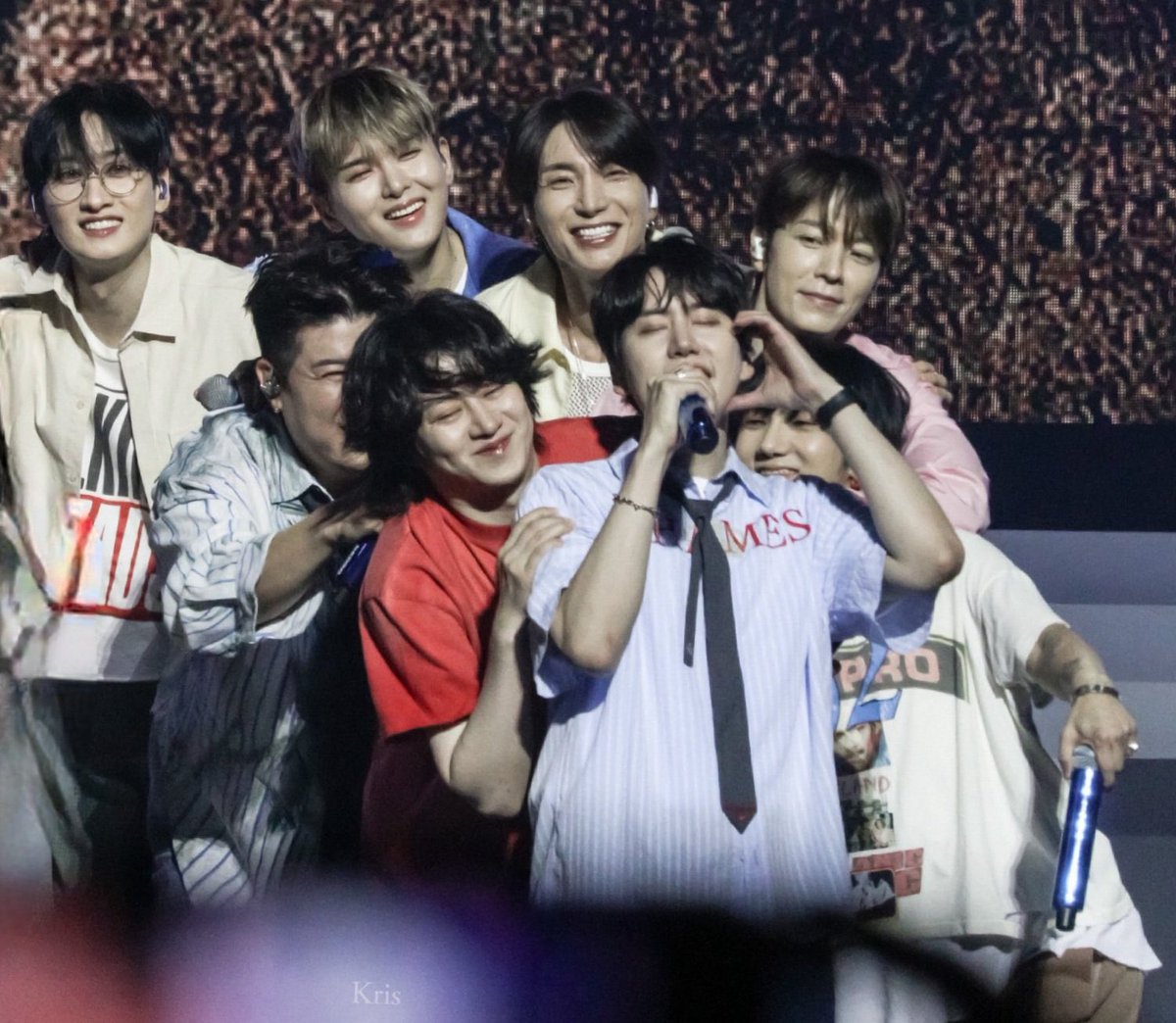 ๐ฎ๐ต๐ผ ๐ซ (@elsch8823) on Twitter photo Still a fan, just with boundaries. I choose to support #OT8 the members who continue to carry this group with respect and sincerity ๐ Still a fan, just with boundaries. I choose to support #OT8 the members who continue to carry this group with respect and sincerity ๐