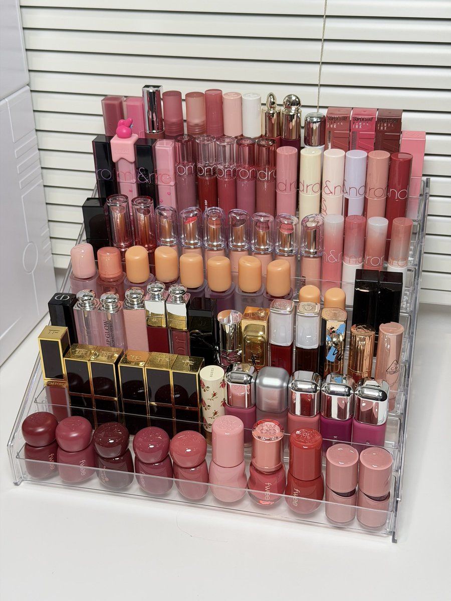 pimmyisposieꕁ˚ ༘ 🎪🎡🎠 tweet media