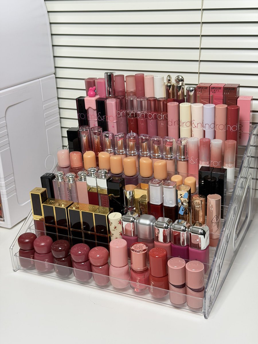 pimmyisposieꕁ˚ ༘ 🎪🎡🎠 tweet media