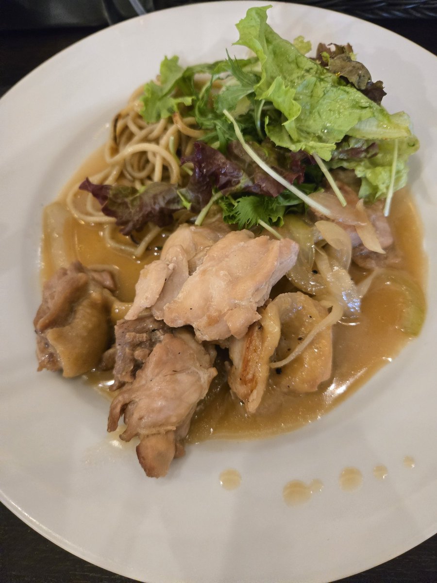 おはようございます！

からの～。

やっぱり、鶏肉が好っきゃねん！

ってな感じで、牛肉より豚肉より鶏肉が好き。

うん、おかげで今日も高く跳べそうです。
I can fly!

鶏だけに。
なんてね。

それでは、皆様、良い一日を！
