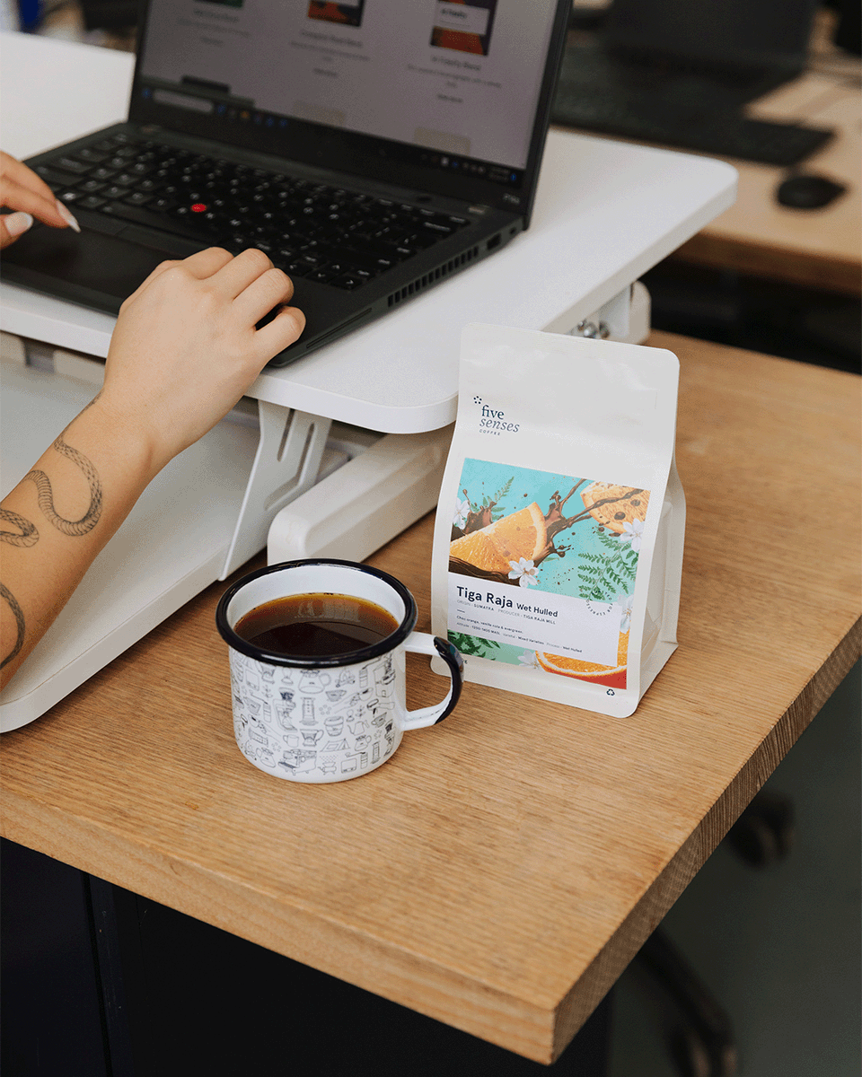 Happy Monday! What's in the mug today? ☕