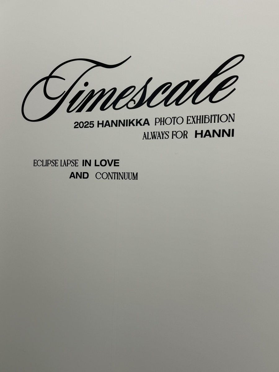 HanniKka_1006's tweet image. 2025 Hanni Birthday Photo Exhibition
🕰️ 𝚃𝙸𝙼𝙴𝚂𝙲𝙰𝙻𝙴 🕰️

DAY TWO OPEN✨

📍갤러리 키르큐펠
📆10월5일 - 10월6일
⏳11:00 - 19:00

*럭키드로우 시작 : 11시 10분
 입장 시작 : 11시 

#팜하니 #팜팜 #하니
#Hanni #PhamHanni