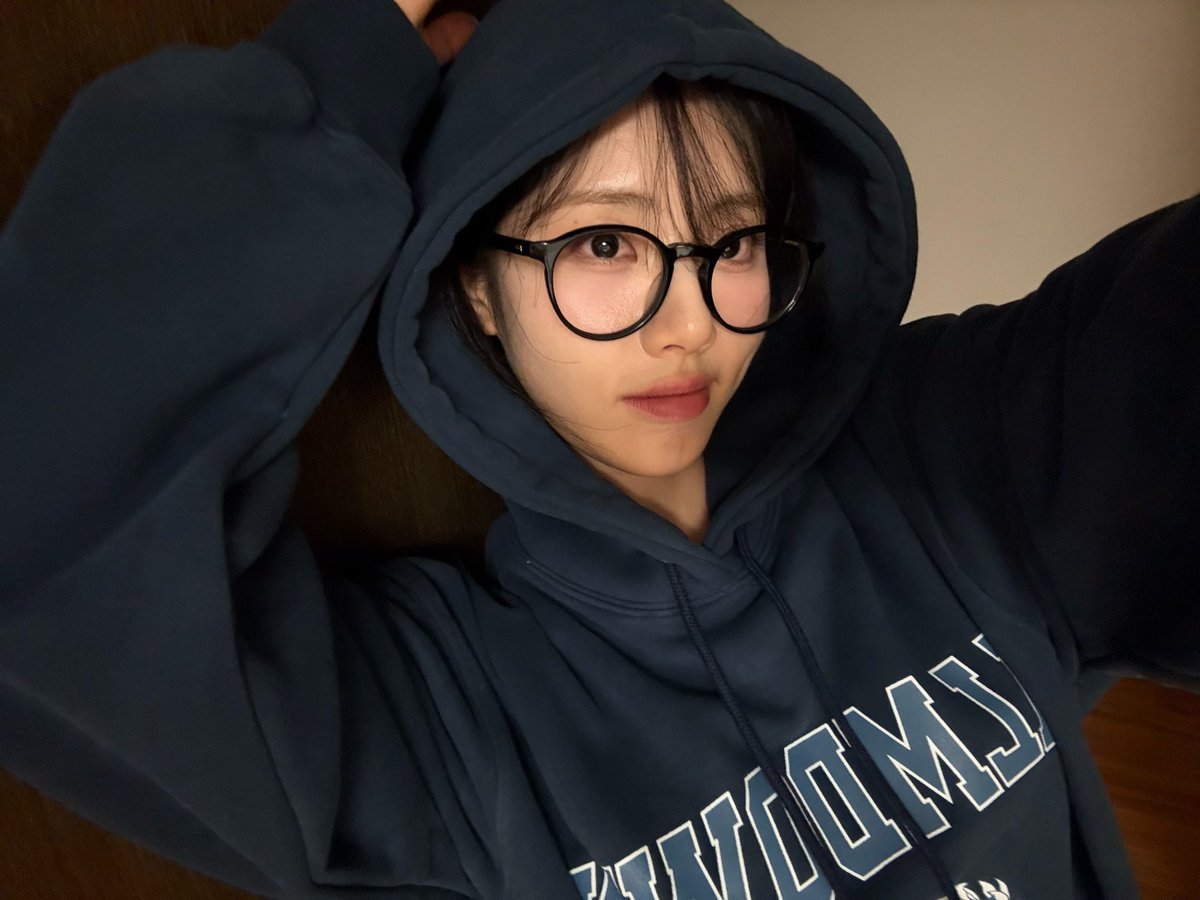 _luvjiwon tweet picture