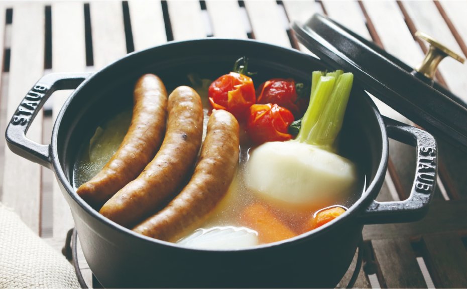 FOR365_sausage's tweet photo. 黒豚ソーセージの美味しい食べ方🐖♡
#仙台勝山館
#FOR365
#無添加ソーセージ
#寒い季節は
#ポトフ https://t.co/LsGbzEkcJQ