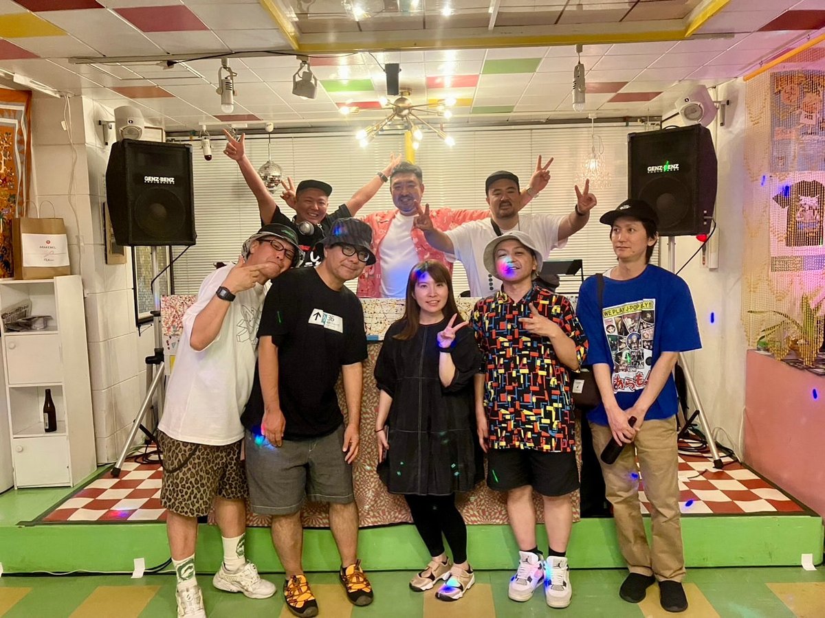 先週土曜日は、沖縄は那覇でARAKEMO。22周年のお座敷にお招きいただいておりました。トキ★スクと同時期にスタートして、今もなおパーティーを続けているARAKEMO。CRUには尊敬しかありません。これからもお互い健康に留意しながら頑張っていきましょう。改めて22周年おめでとうございました！#アラケモ