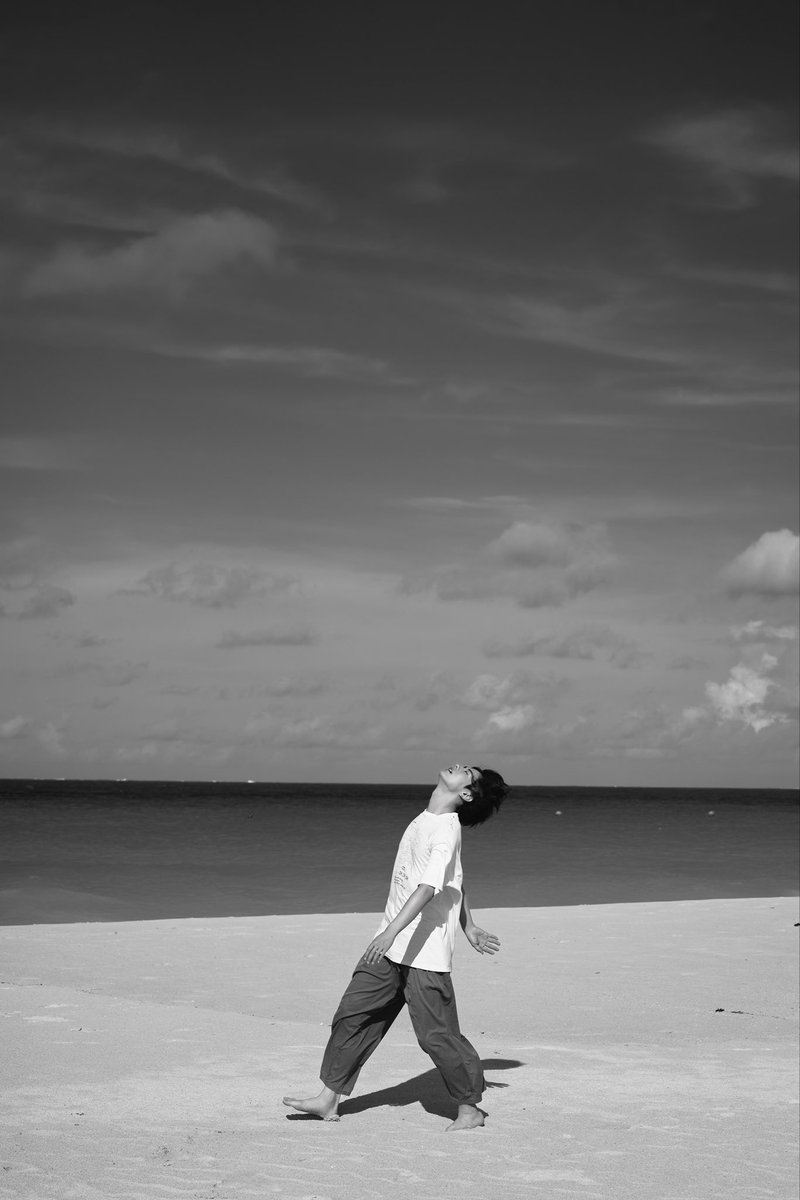 #前田拳太郎

皆様お待たせいたしました🙌
前田拳太郎【初】カレンダー発売決定！！

素敵なカレンダーになっています！
発売まで楽しみお待ちください😌
======
【発売日】
2026年1月23日（金）予定
イベントも開催いたします✅

詳細はこちら💁
linktr.ee/maeda_kentaro_…