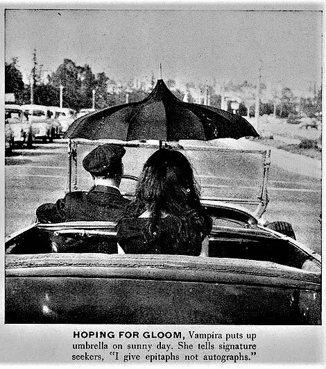 bab0oshk44's tweet photo. Vampira, 1950s https://t.co/6RcJ5lhtH7