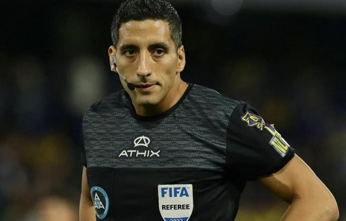 Anda a cabecear un centro de Di María ya que estas. Yael Falcón Perez cagon y  forro hijo de mil puta