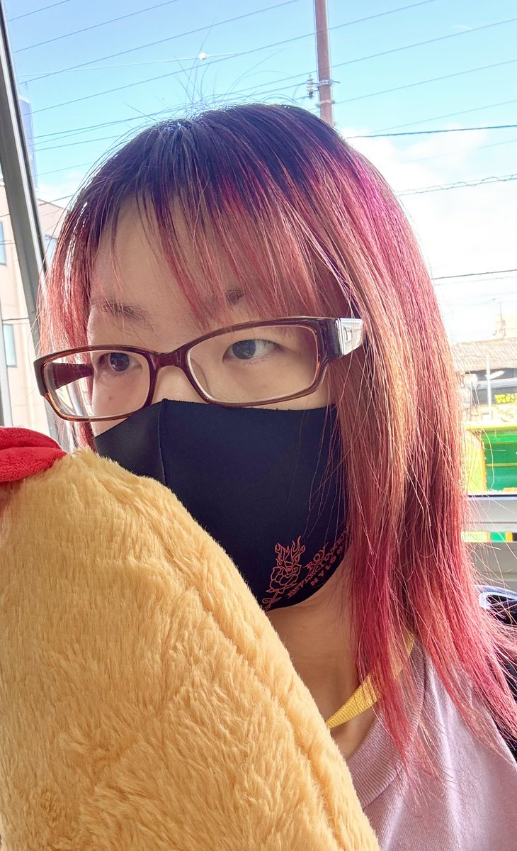 おおさかーーー!!!!🐙❤️‍🔥

今日は、
でっかいえびふらい🍤持ってるから見つけてね〜🥹🫶✨

#やっぱり眠くて目開いてへん