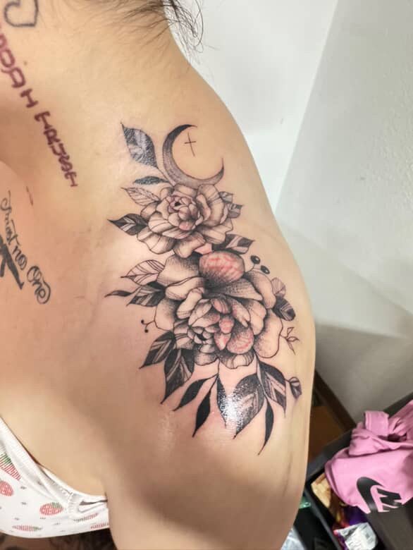 bipolargeminix's tweet photo. Dallas Texas HMU 
 FOR TATTOOS 🖤🫶🏼💋 https://t.co/En88zb1DsX