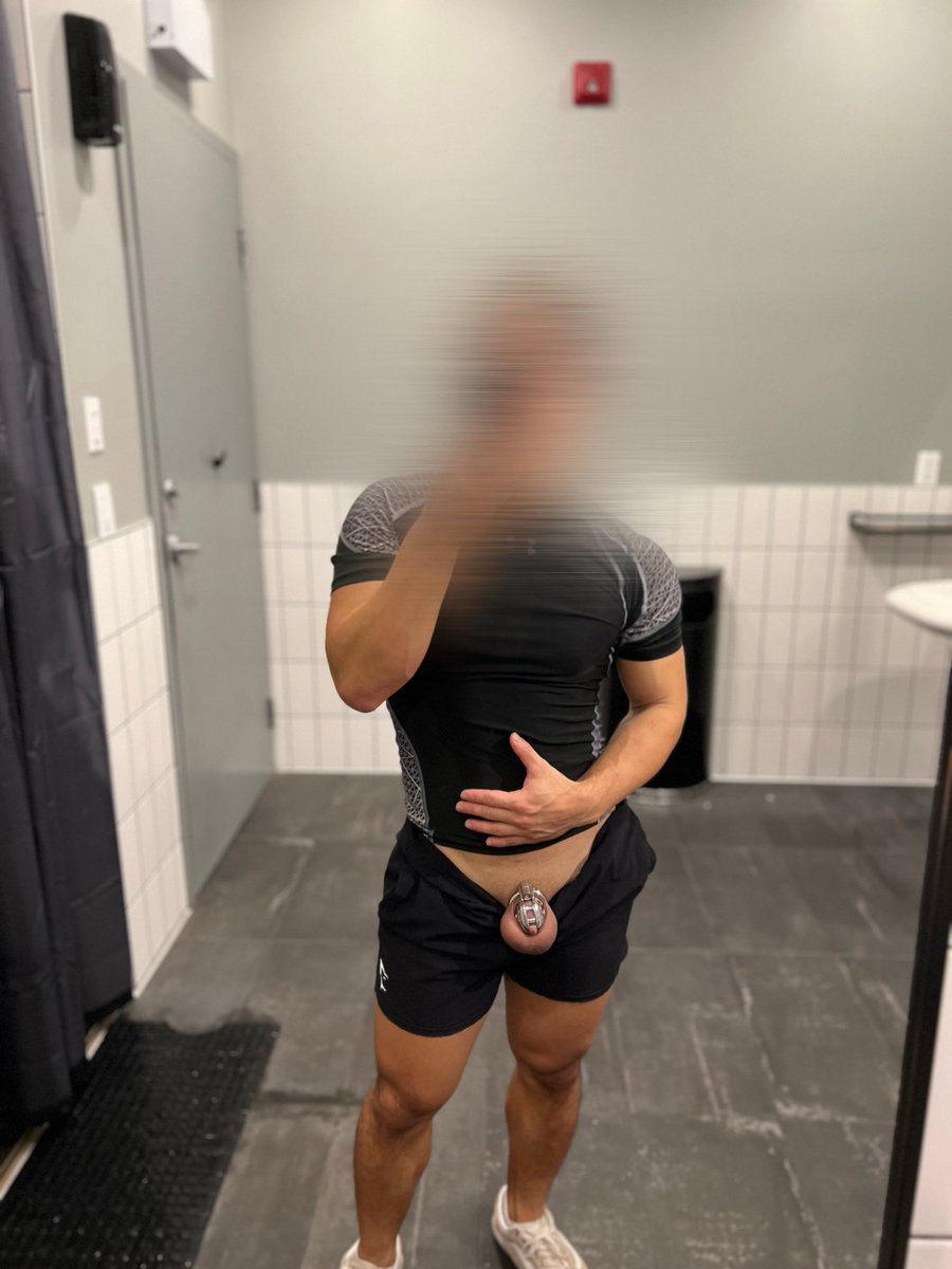 Day 5/? 🔐 of #locktober

A hot and sweaty #himbo at the gym, anyone want to help me get my heart rate up? 😏😈
#gaychastity #chastitycheck #pussyboi #gayexhibition #gayslut #teamlocked #gayasian #gaysub

<a href="/GayChastityRTs/">Gay Chastity Retweets -74K</a> <a href="/ChastitypigRTS/">chastityPIG (RT’s) 🐷👀 - (8.4K)</a> <a href="/CagedLegion/">Caged Legion</a> <a href="/CagedBoys/">@CagedBoysRT</a>
