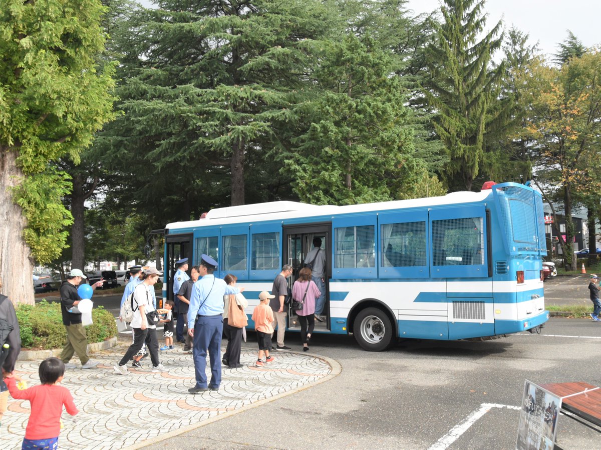 長野県警まとめ売り DIME6・7月合併号は「コナン大特集」！ “長野県警トリオ”のイラスト