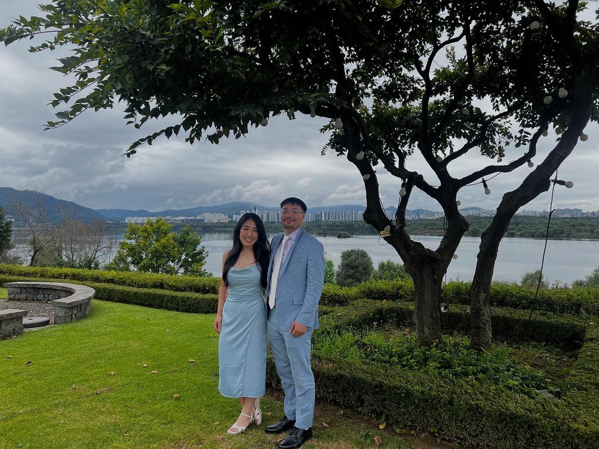 Two weddings same fit. In SF 🇺🇸 &amp; SK 🇰🇷