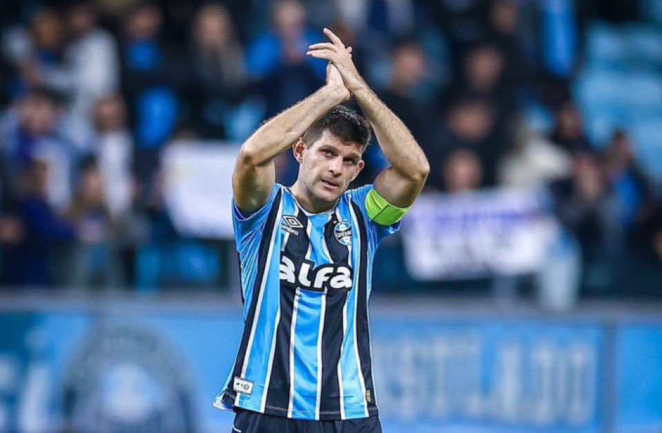 🚨 Informação do repórter Ianker Zimmer, no Instagram:

Alberto Guerra segue em diálogo com a cúpula da CBF desde a expulsão de Kannemann, que aconteceu ainda no primeiro tempo do polêmico jogo em Bragança. 

As conversas continuam e devem se estender ao longo da semana. O Grêmio