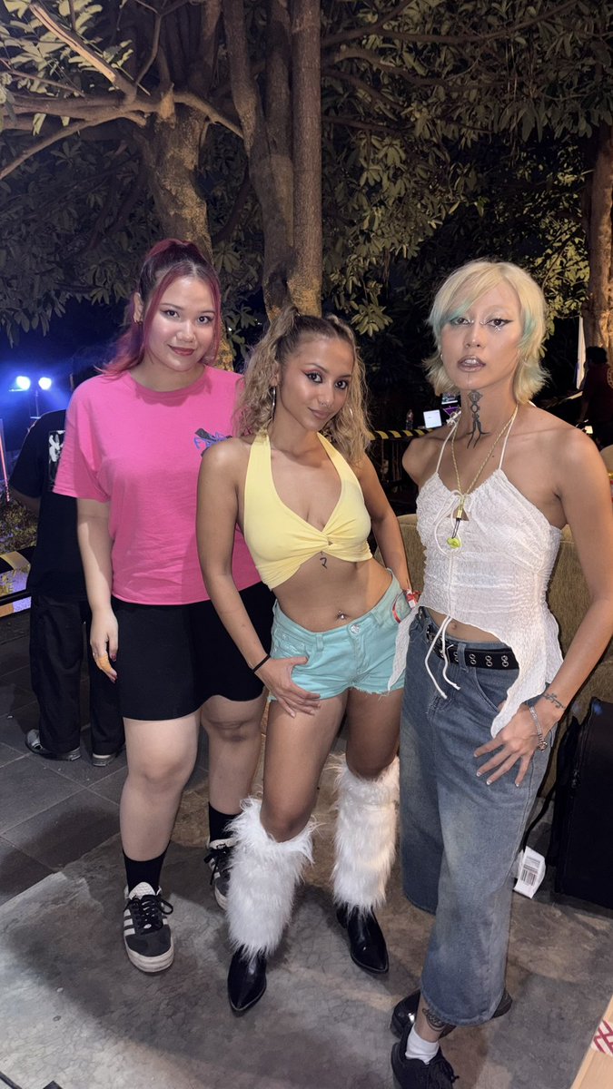 Maddie🐰ྀི tweet media