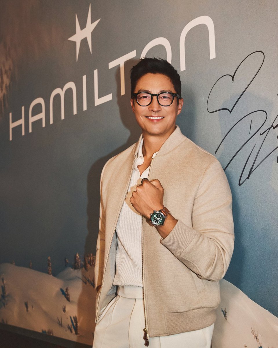 hamiltonwatch's tweet image. Hollywood icon and Hamilton ambassador Daniel Henney joined the STEP OUTSIDE Pop-Up Event in Seoul, sporting our bold new Khaki Aviation X-Wind with effortless style: ms.spr.ly/6017sIYFP
#hamiltonwatch #stepoutside
(Ref. H77735560)