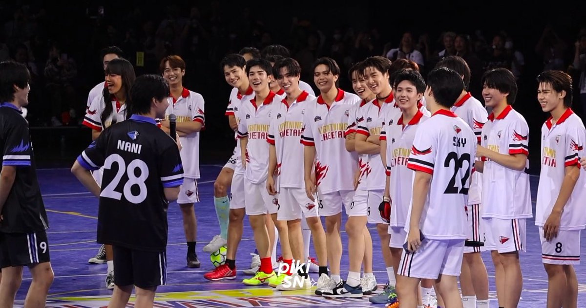 damn 2025 flew away this feels like it's from yesterday wdym we are already so close to another line up and starlympics 😭😭