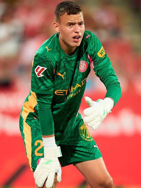 Girona goalkeeper Vladyslav Krapyvtsov recalls how documentation problems prevented him signing for Arsenal or Chelsea last year 