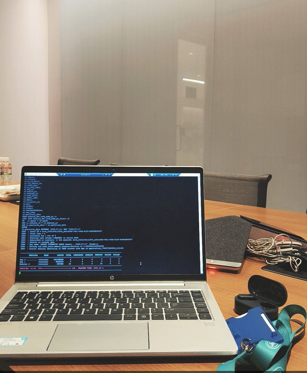 Isha_Rathi09's tweet image. ETL-ing my weekend energy into Monday mode 🧠

#dataengineering  #CorporateLife