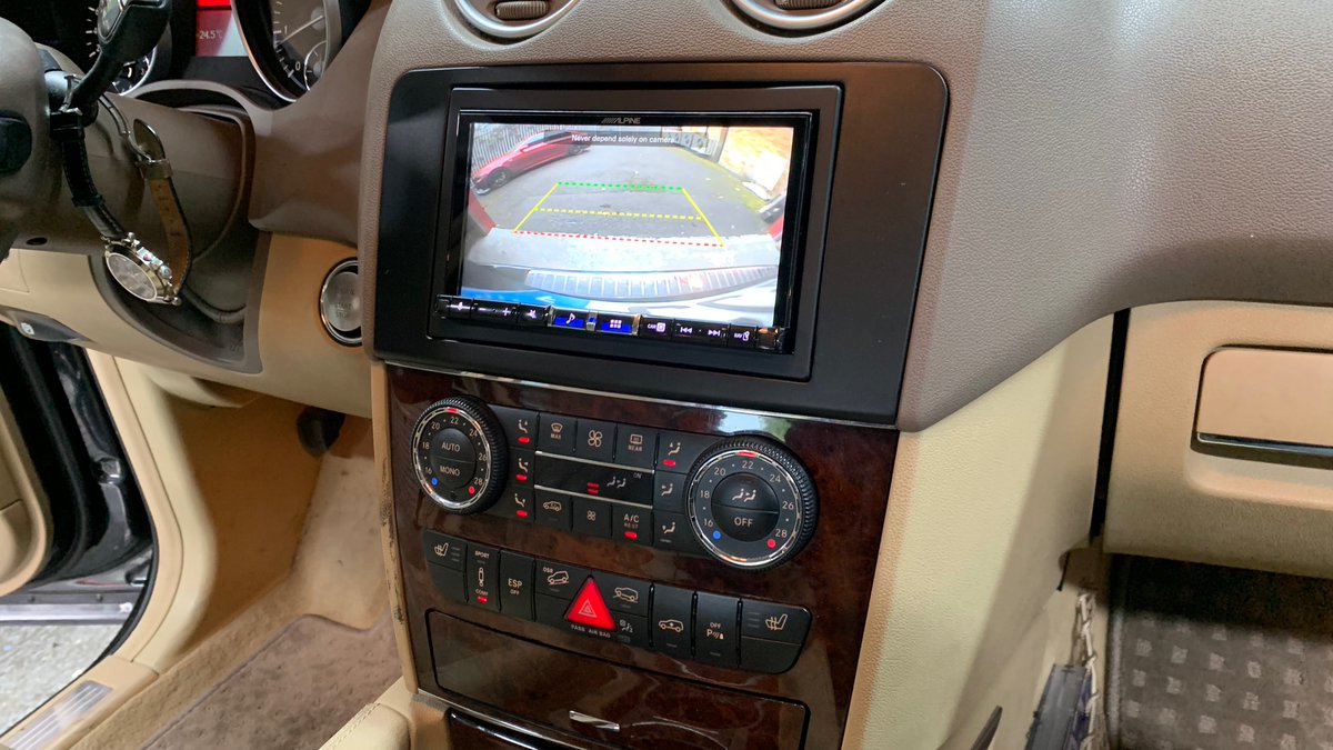 dynamic_audio's tweet image. Mercedes ML 2008 Audio Upgrade! 

We’ve upgraded this @MercedesBenzUK ML (2008 model) with the @AlpineAOUK ILX-705D a premium touchscreen system bringing Apple CarPlay, Android Auto, DAB, and crystal clear sound to your drive.

Installed using @Connects2  fitting accessories.