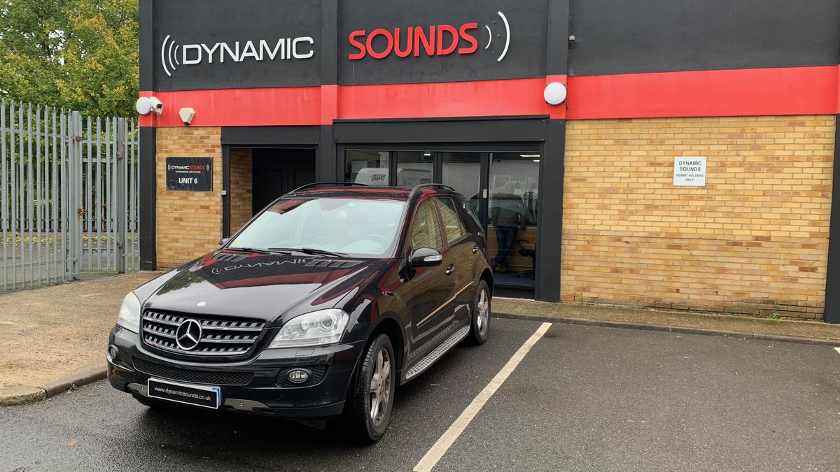 dynamic_audio's tweet image. Mercedes ML 2008 Audio Upgrade! 

We’ve upgraded this @MercedesBenzUK ML (2008 model) with the @AlpineAOUK ILX-705D a premium touchscreen system bringing Apple CarPlay, Android Auto, DAB, and crystal clear sound to your drive.

Installed using @Connects2  fitting accessories.