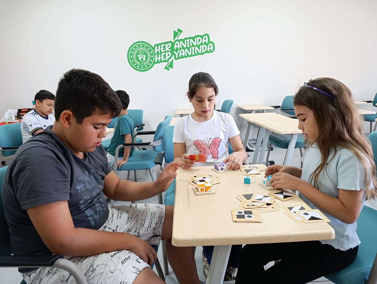 GSB_KocarliGM's tweet photo. Merkezimizde Akıl ve Zeka Oyunları derslerimiz devam ediyor. Katılmak için iletişime geçebilirsiniz.😇

#gsb https://t.co/1yOiwQ1oWK