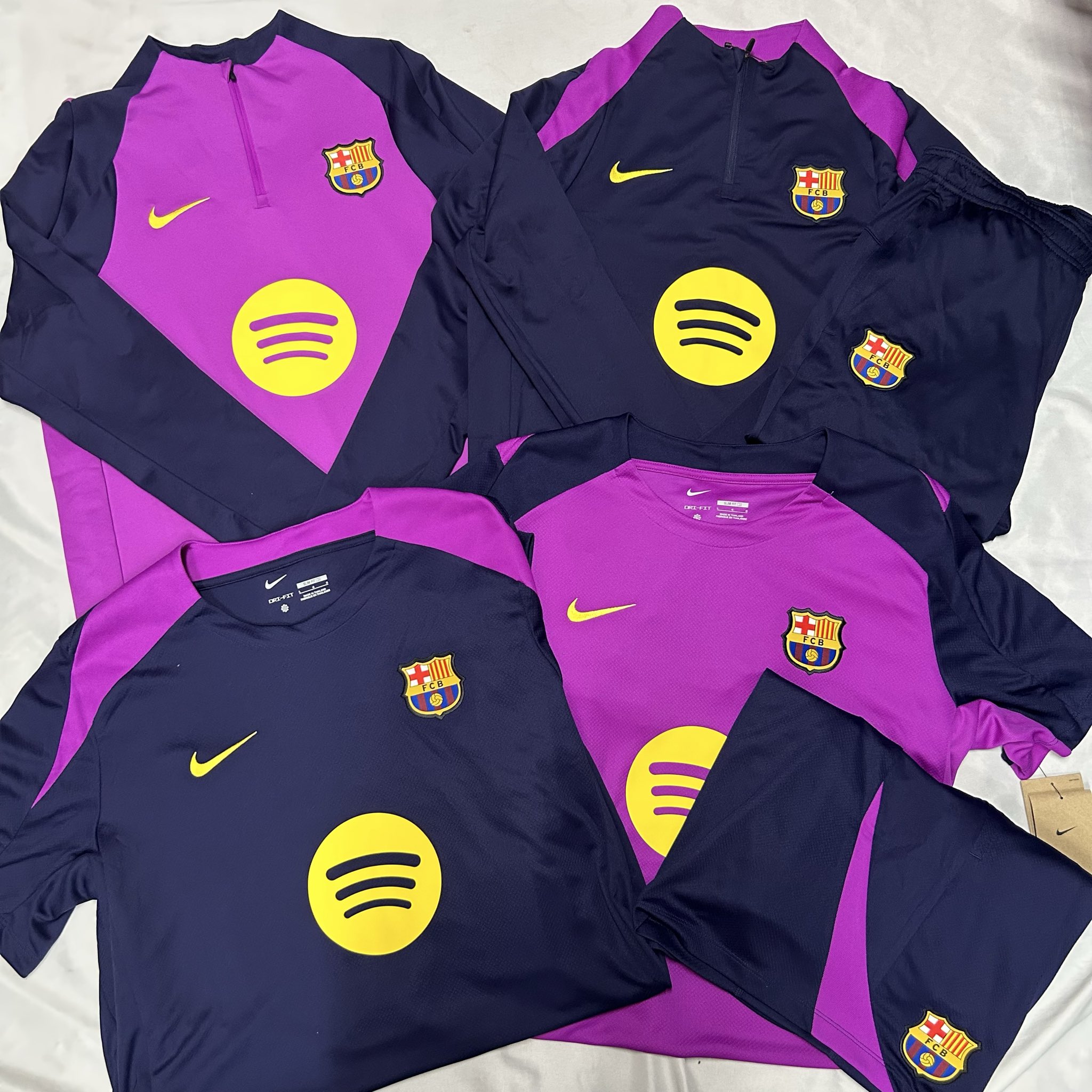 し*ー様 ナイキ　バルセロナ　コービー　コラボ　ユニフォーム　新シーズン　アウェ NIKE公式】FC バルセロナ 2025/26 マッチ アウェイ メンズ