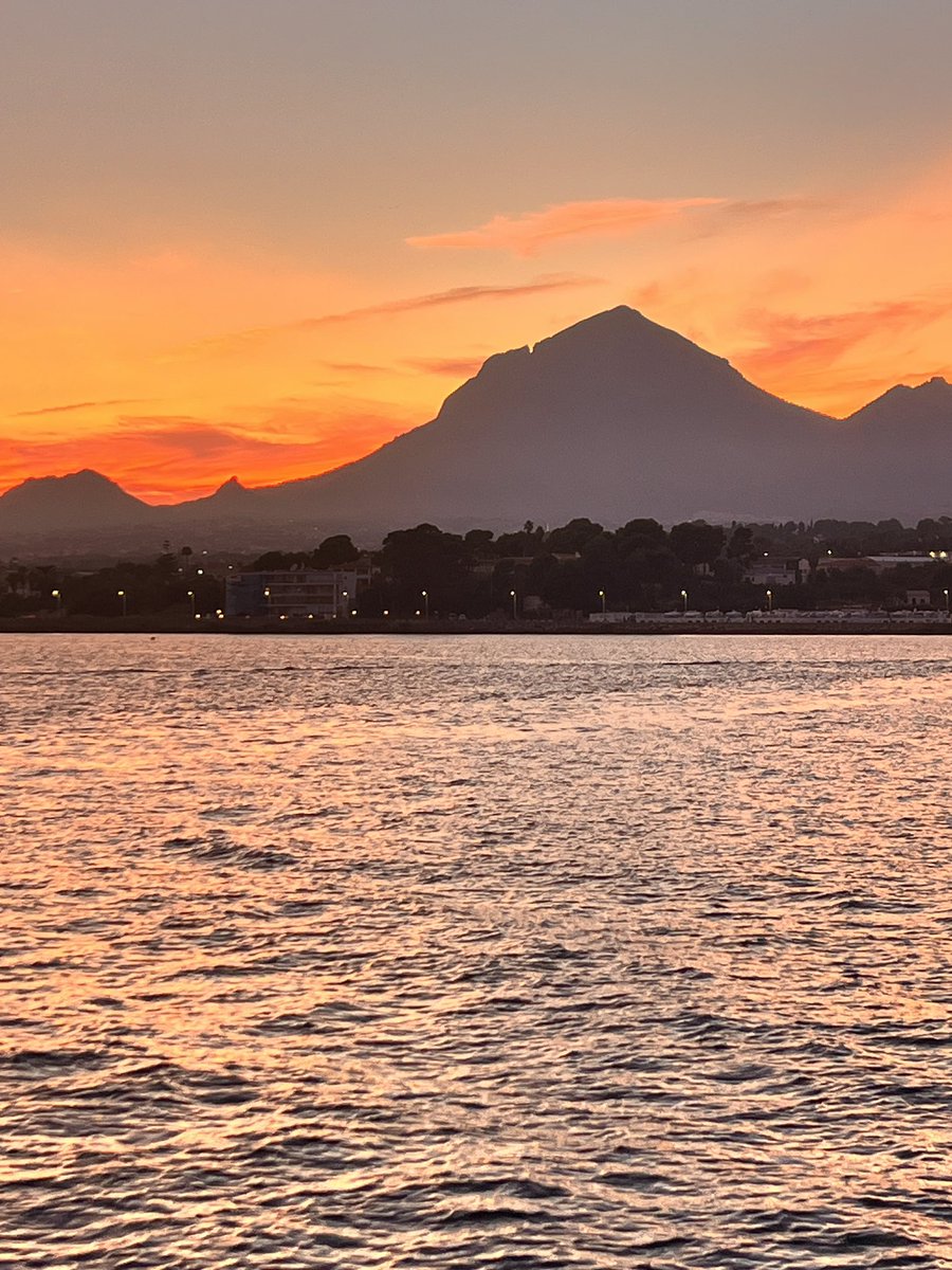 Stellar★ tweet media