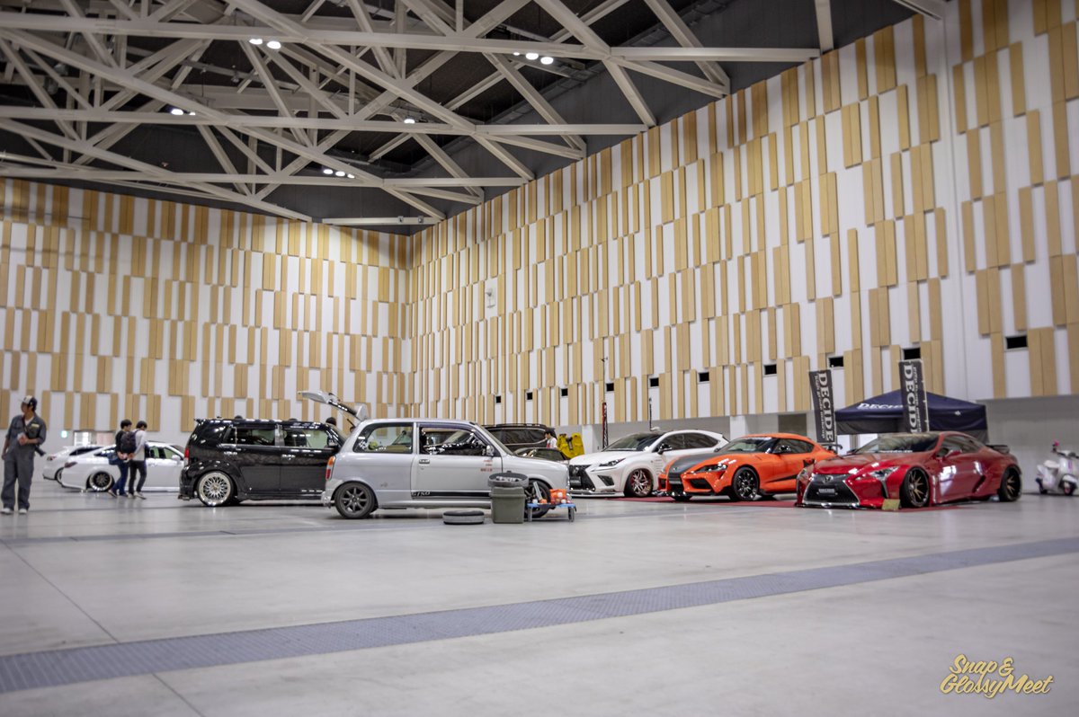 Takページ Takayama Wood Works KIZA 2人掛けラブソファ W572W – 柏木工株式会社