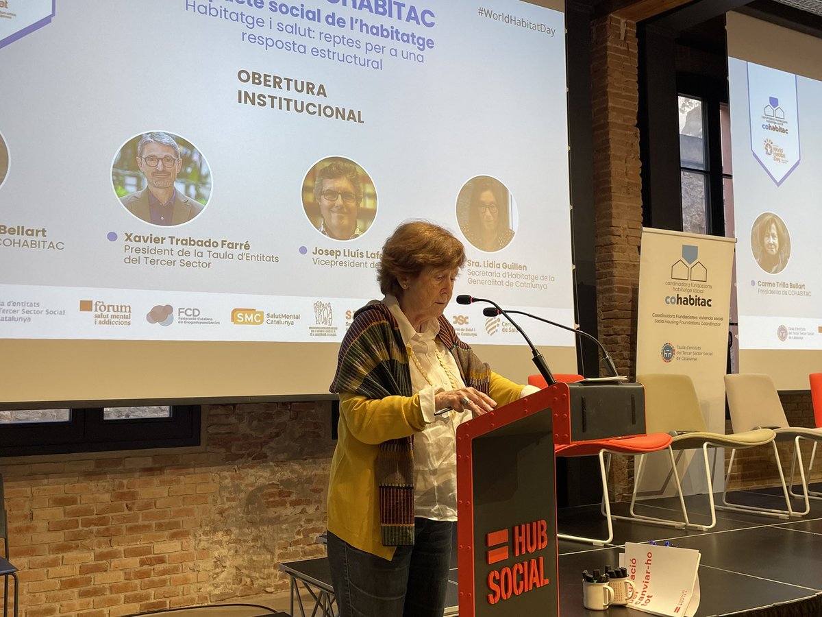 Inaugura l'acte Carme Trilla, Presidenta de Cohabitac, destaca "la gran repercussió que té sobre la salut de les persones disposar d’un habitatge digne i adequat"

#DiaMundialHàbitat #WorldHabitatDay