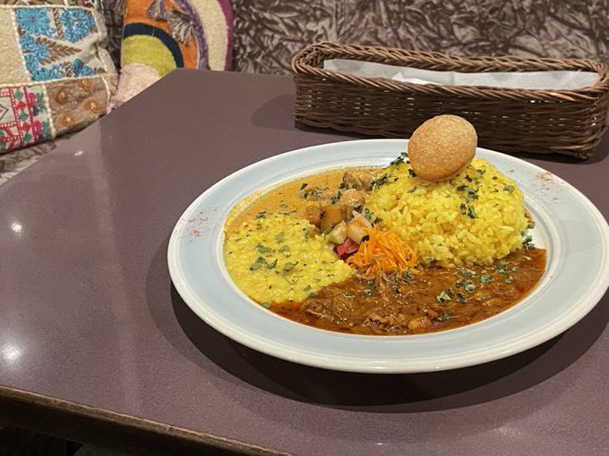 ＼飯山線サイクルトレインプラン2025提携店オススメグルメ紹介／
カリースパイス山路
【気まぐれカリー/3種あいがけカリー】 
食欲の秋にピッタリ、栄養満点のカレーです。
旬の食材を使用した店主の気まぐれカリーもぜひ！
（2週間毎に内容変更）
<a href="/yokoryoh/">よこかわりょうた｜カリースパイス山路</a>

↓プラン詳細
shinetsu-activity.jp/play/cycling/1……