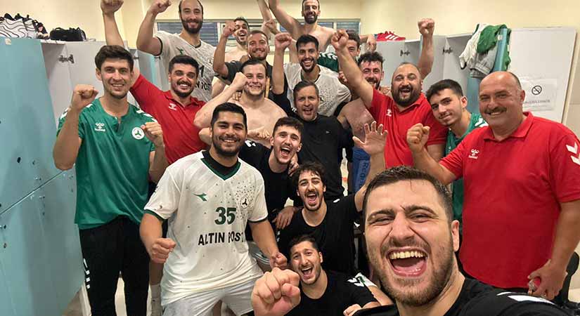 Mihalıççık Belediyesi’ni 33-30 mağlup etti 
.
giresunsporgazete.com/mihaliccik-bel… 
.
#giresunspor #giresunsporfk #3lig #tff #futbol #spor #maç #taraftar #gol #yeşilbeyaz #giresunsporhentbol #emineltuğral