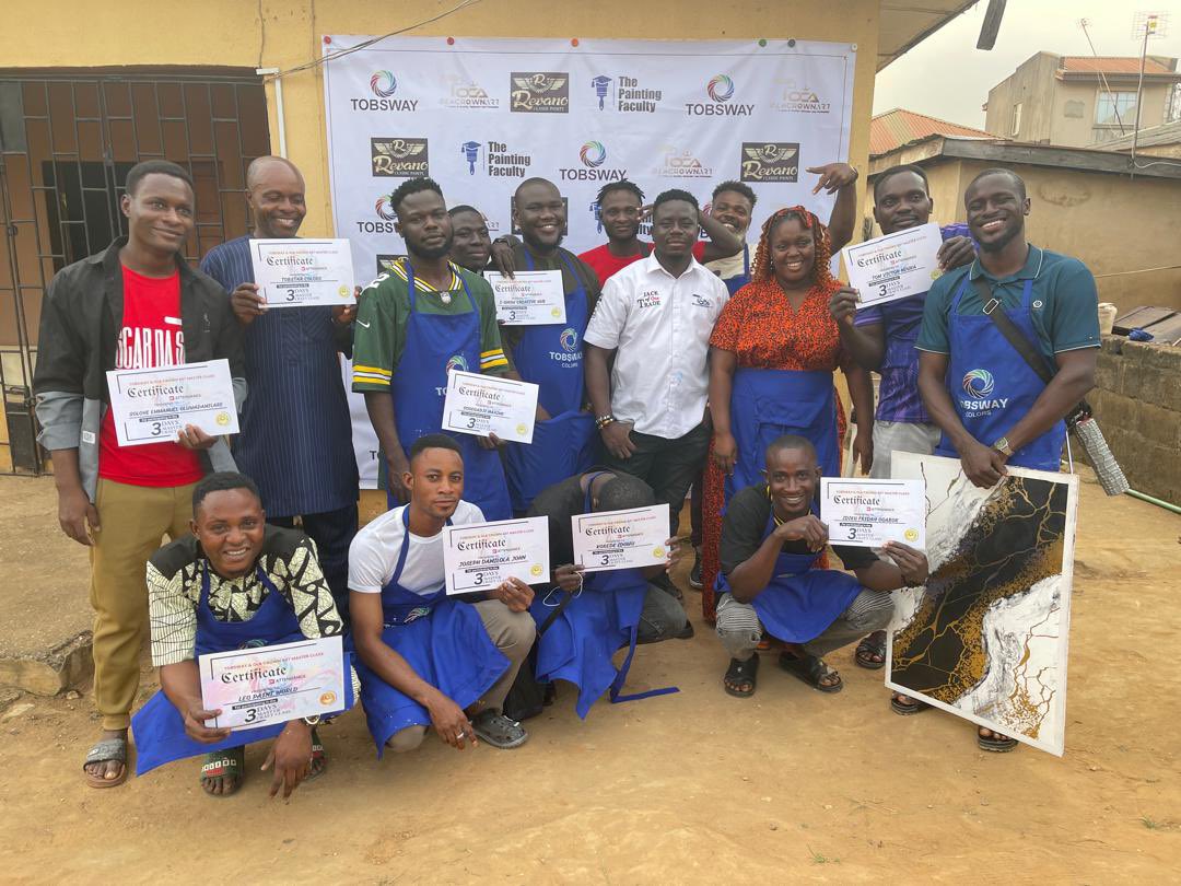 Tobsway Colors tweet media