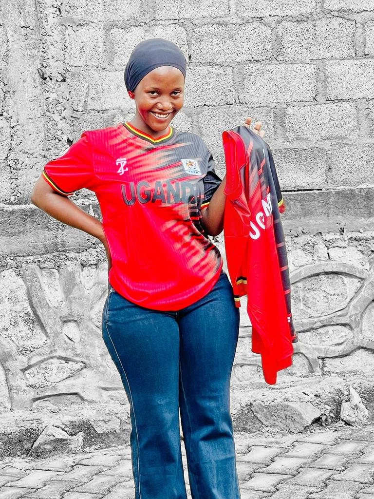 If am to thank Allah over anything, I will thank him for the best friend I have in my life, my love,my queen, my wife and the mother of my kids. Thanks you so much for ever standing up with me, in Good and bad situations.
Just know egwe nawe my love. May Allah always protect u4me