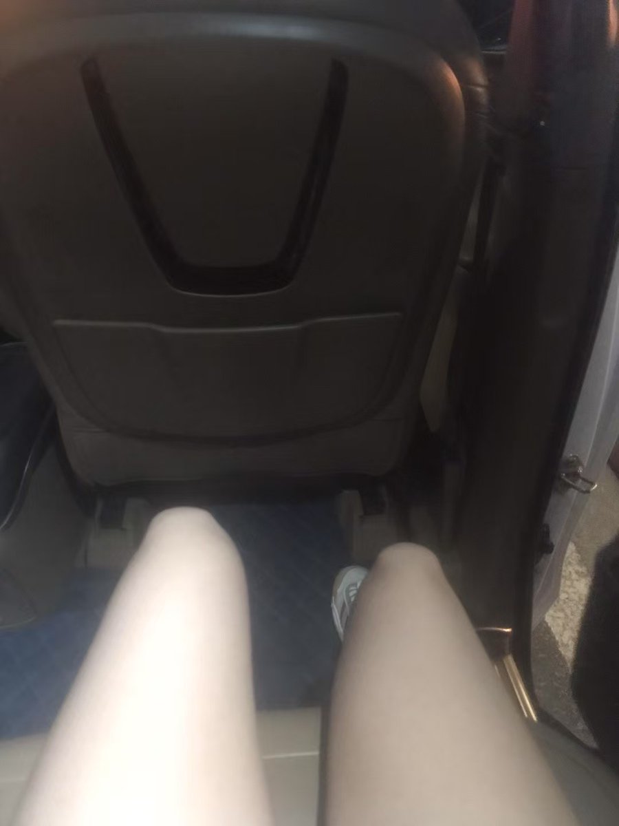 中秋快乐 宝子们 今天是腿～