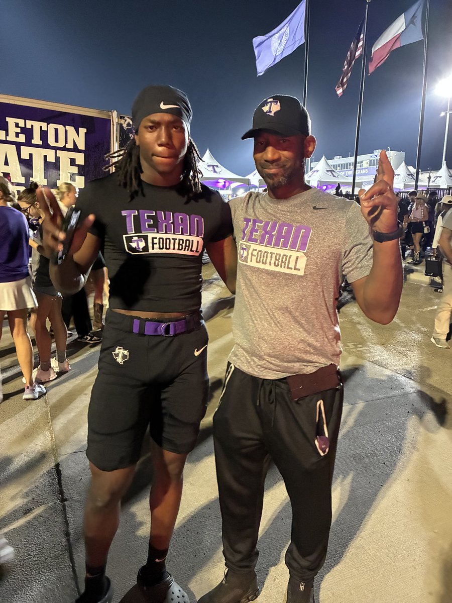 Corey Roberts tweet media