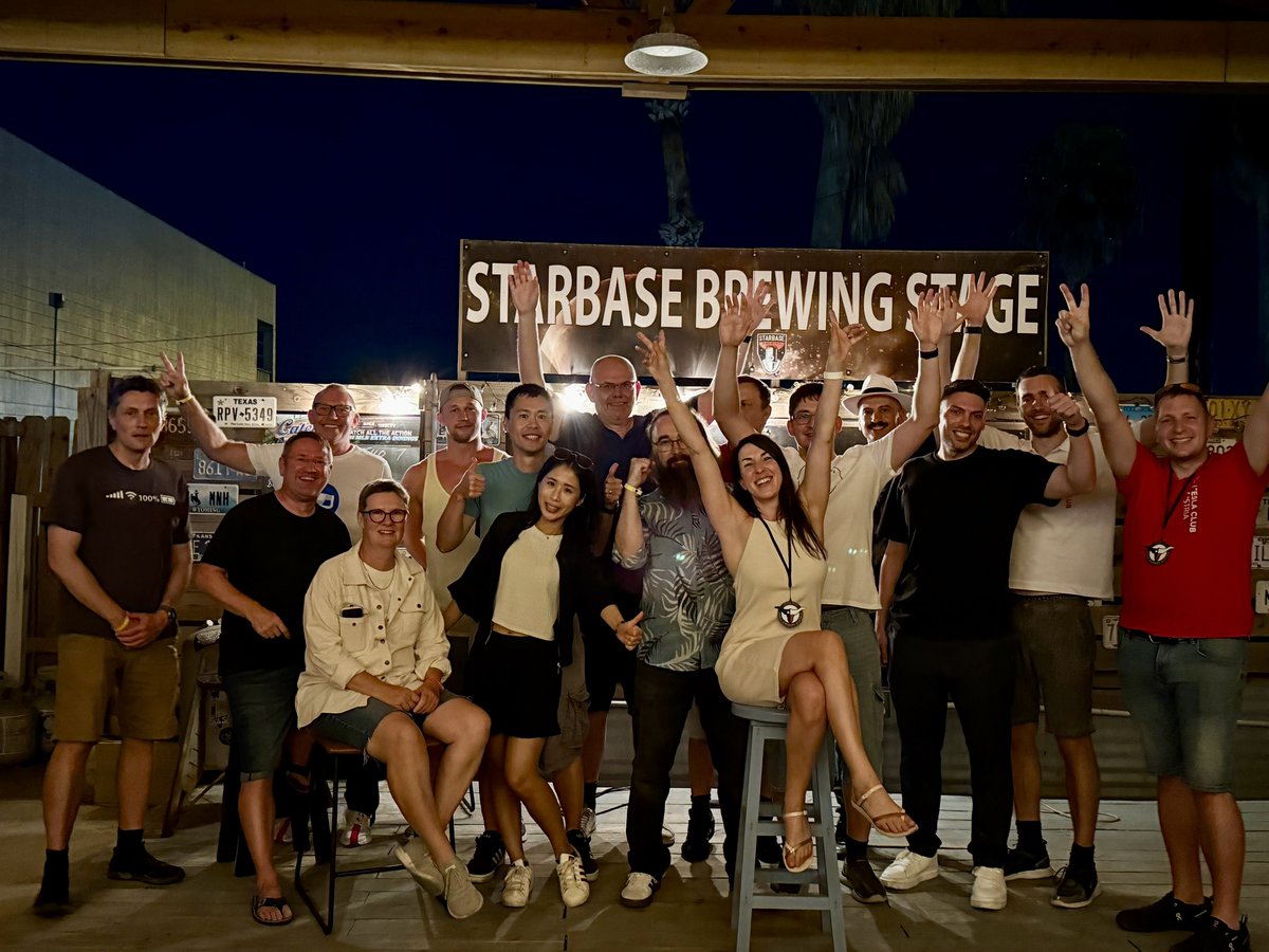 kdallasAT's tweet image. Our epic @TeslaClubAT Texas event has come to an end 🫶🚀

This group right here is amazing - our community grew stronger and new friendships evolved ❤️

Thank you Texas for making us feel so welcome! 🇺🇸