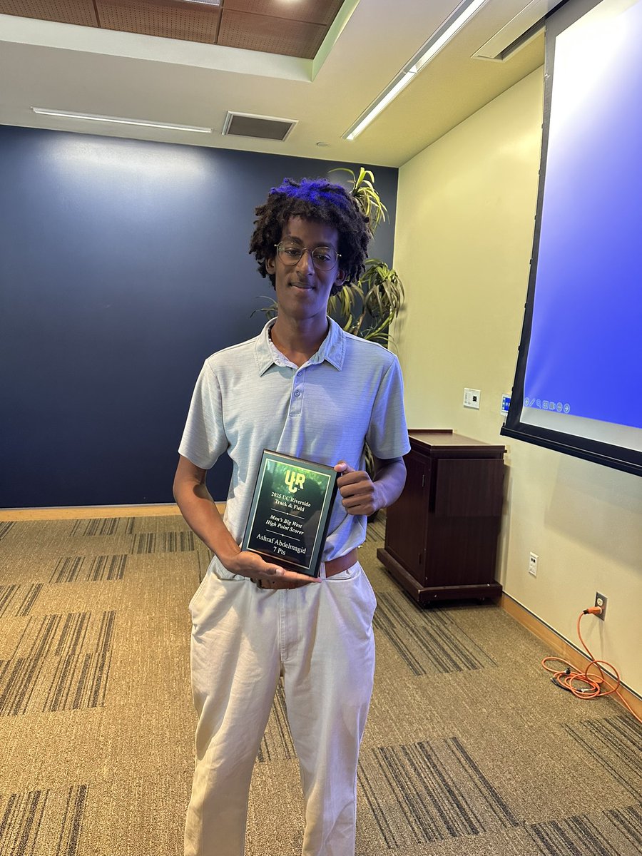 UCR Track and Field/XC (@ucr_trackfield) on Twitter photo Congratulations to all our award winners from the 2025 banquet held on Saturday. Congratulations to all our award winners from the 2025 banquet held on Saturday.