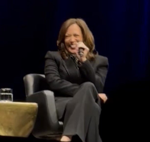 ATTYHARRIS's tweet image. Kamala “😝” Harris