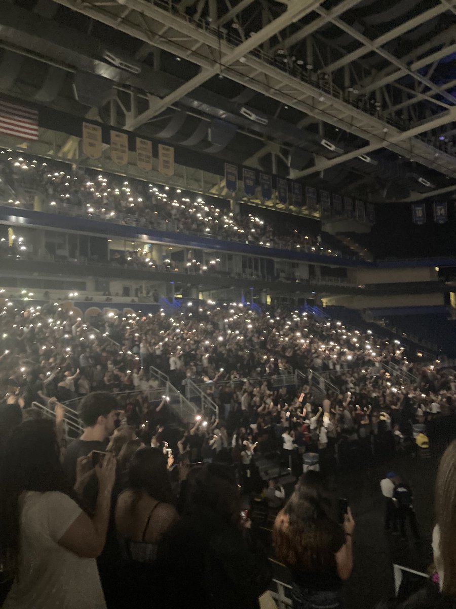 miri 🪽 tweet media