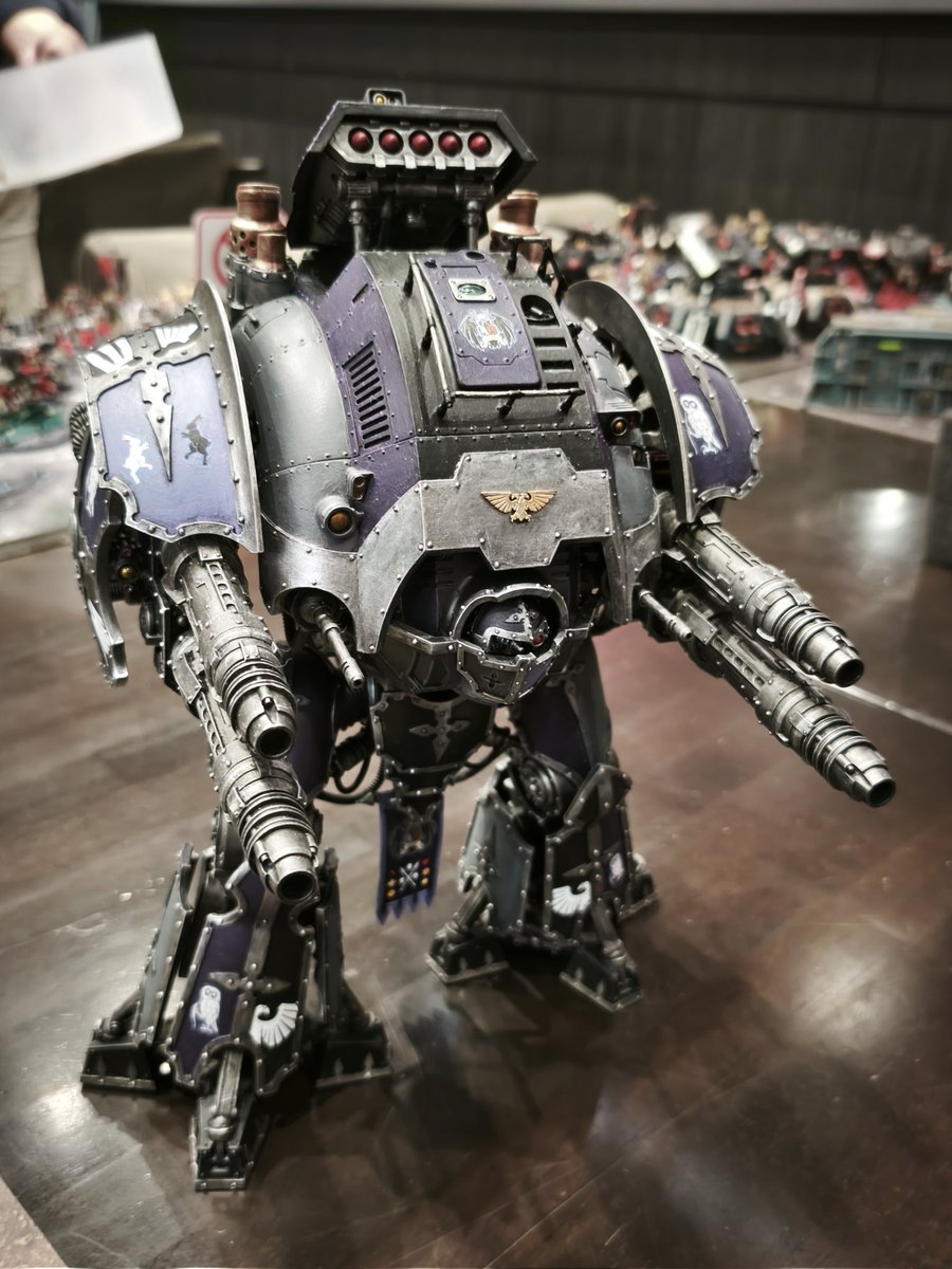 #ウォーハンマー
そしてこの子はポリピュリオン
ナイトパレードに間に合わせようと
8月頭に仕上げたよ
ナイトパレード開催1月頭だったよ