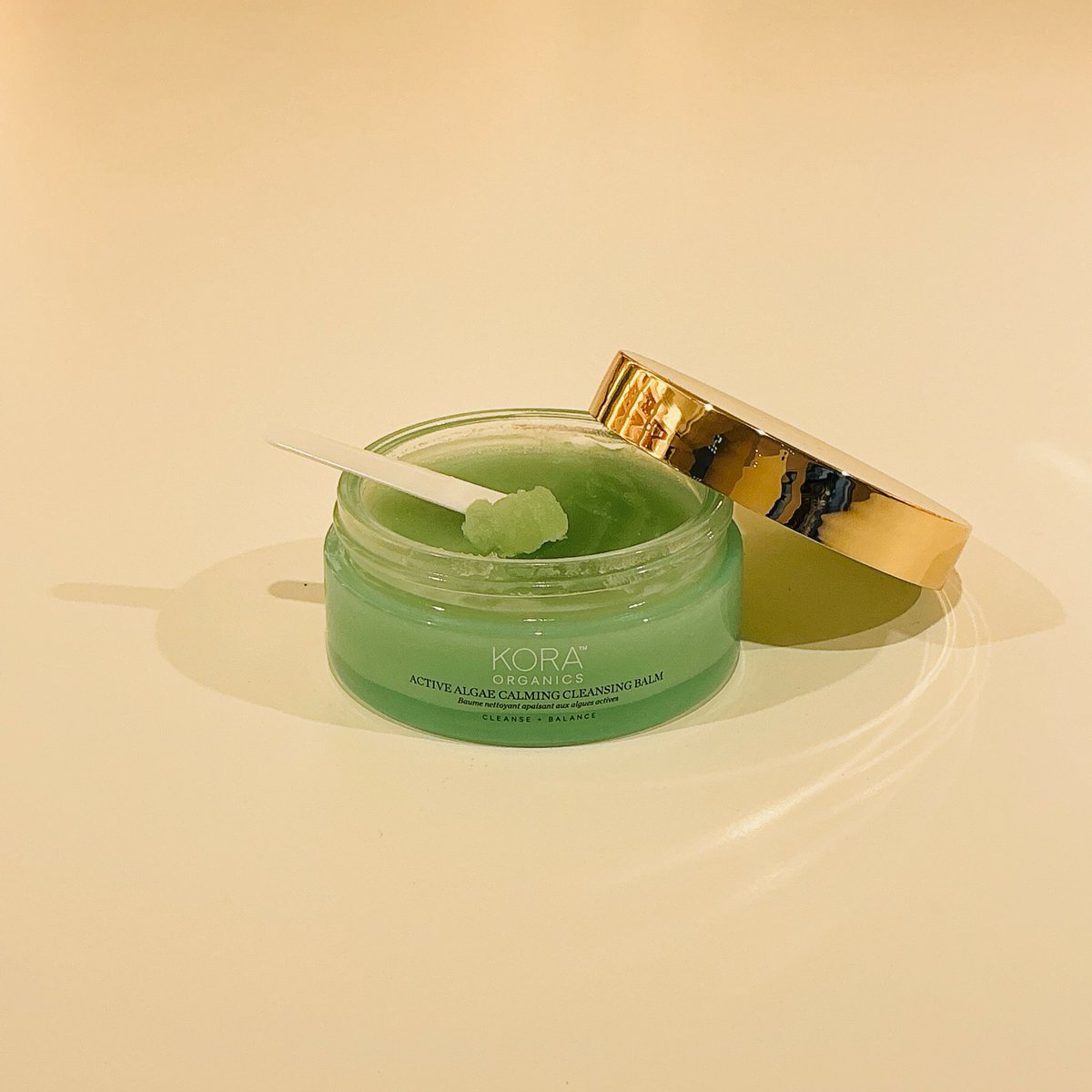 profumeria2025's tweet photo. プロフメリアお取り扱いブランド KORA Organics
アクティブ アルゲ C クレンジングバーム
夏の名残を感じさせない澄んだ肌印象へ
メイク汚れや皮脂汚れも包み込んで洗い流すので、
毛穴が気になる男性にも◎店頭にてお試しください
#KORAOrganics
#コーラオーガニックス
#profumeria
#プロフメリア https://t.co/A7p1PwfNeB