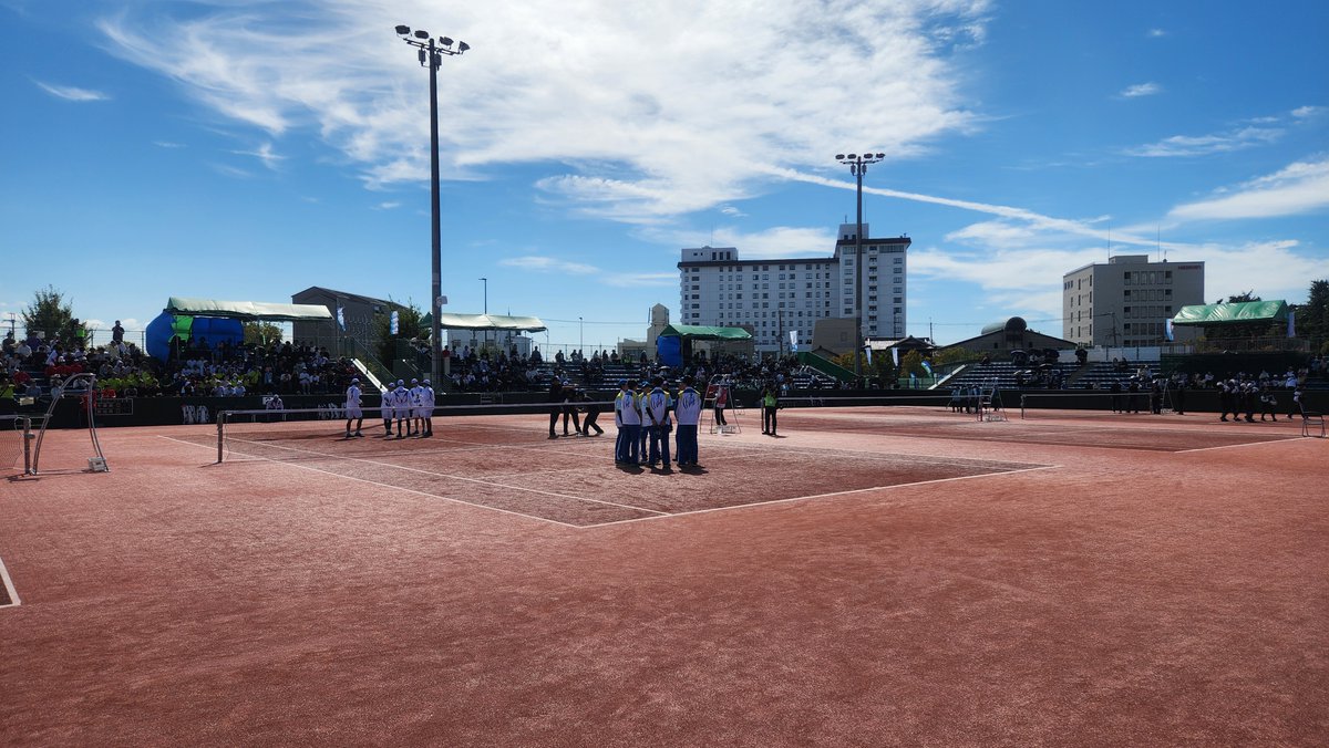 #わたSHIGA輝く国スポ2025

🔵少年男子
決勝
2コート
千葉県-愛知県
舘田・竹之内-石川・鳴海
道祖土-塚本
手塚・中原-長濱・稲葉

#ソフトテニス
#滋賀県
#長浜市